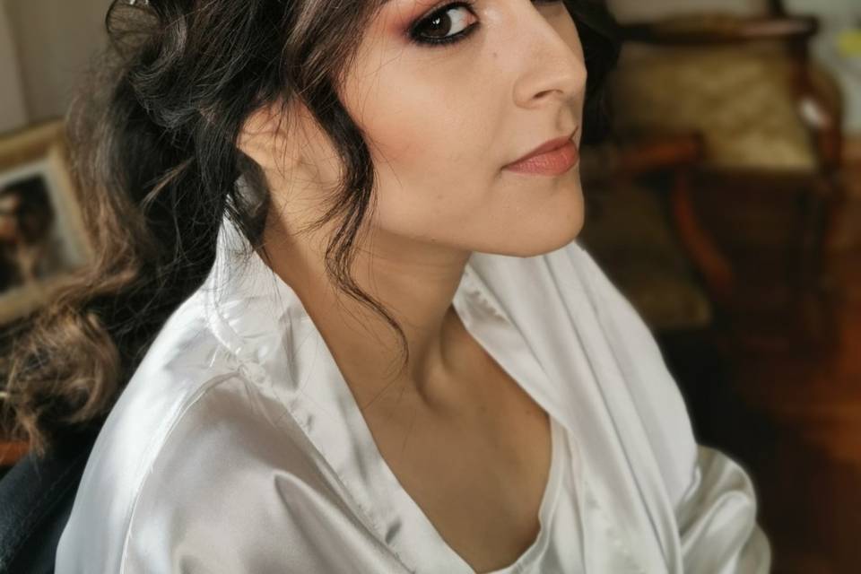 Make up bride