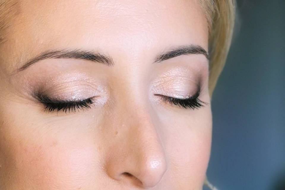 Soft glam look