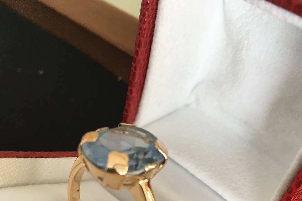 Anello artigianale oro quarzo