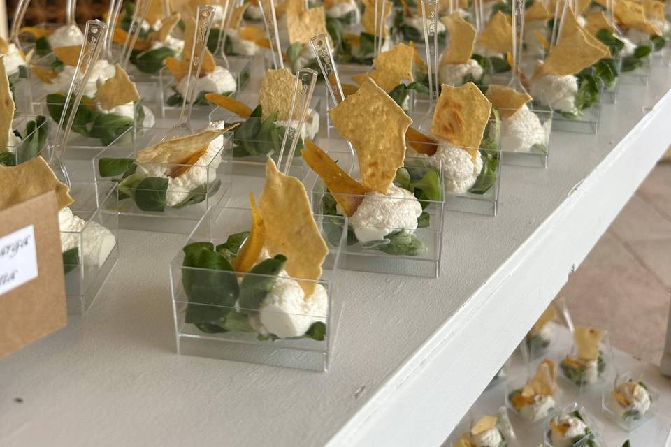 Mousse con bottarga e carasau