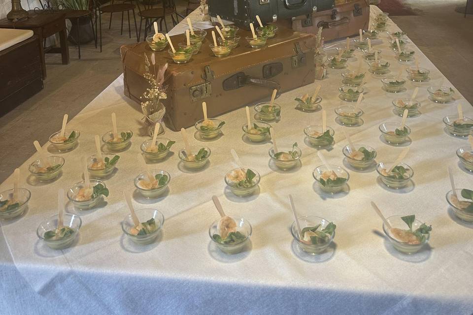 Il tavolo degli antipasti