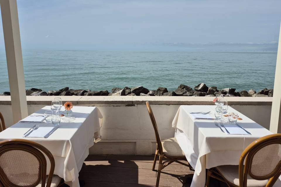 Tavoli vista mare