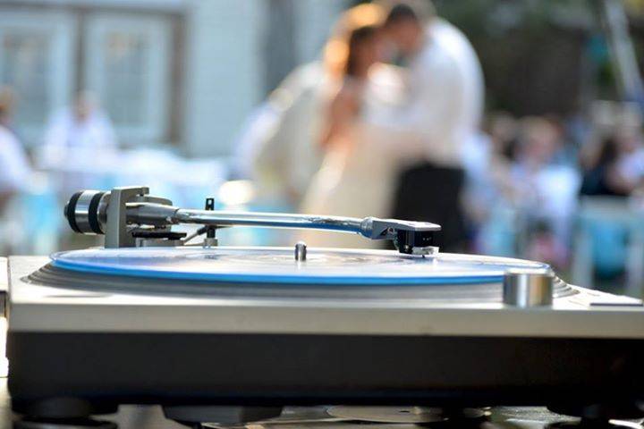 Matrimonio in vinile dj