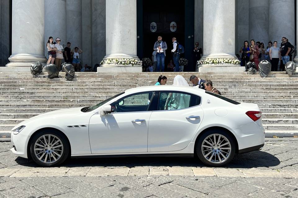 Maserati ghibli gran lusso