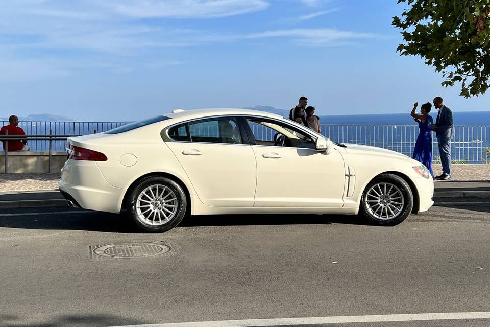 Jaguar xf luxury