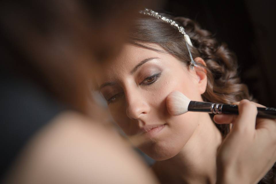 Trucco e acconciatura