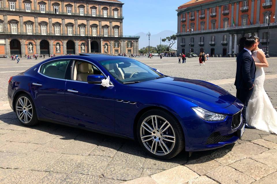 Maserati ghibli gran lusso