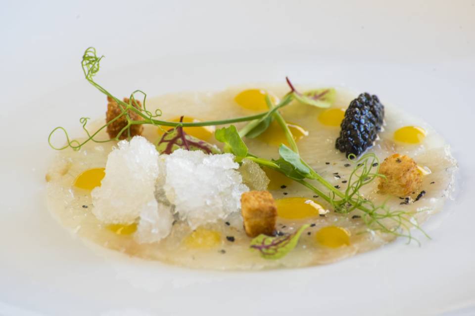 Crudo di spigola, lemongrass