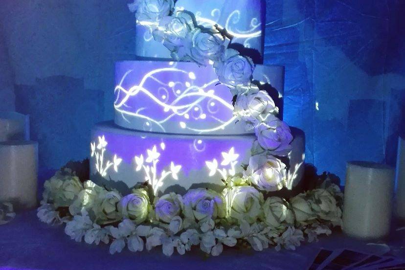 Video mapping torta nuziale