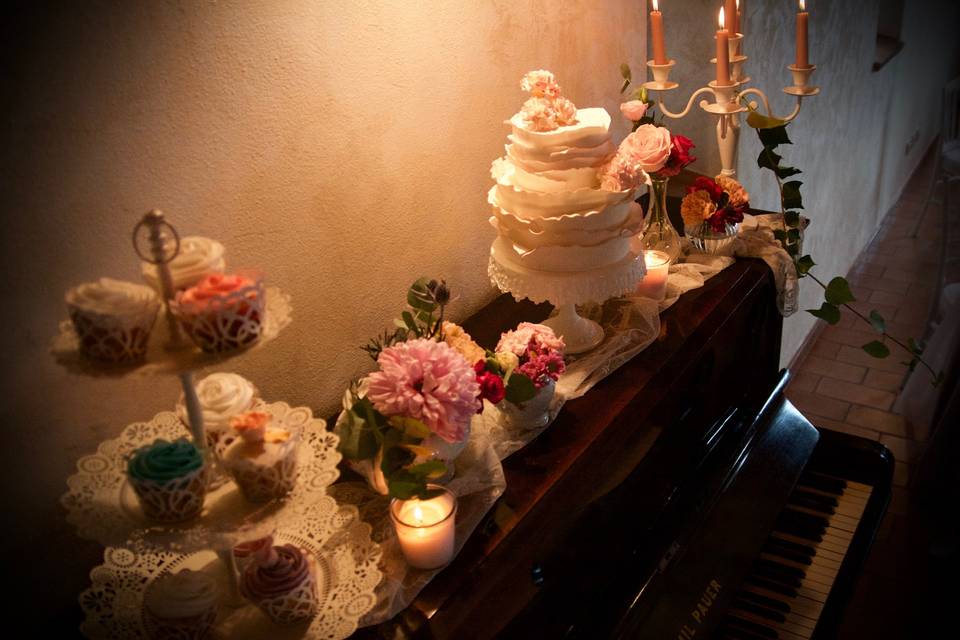 Princess cake on Piano