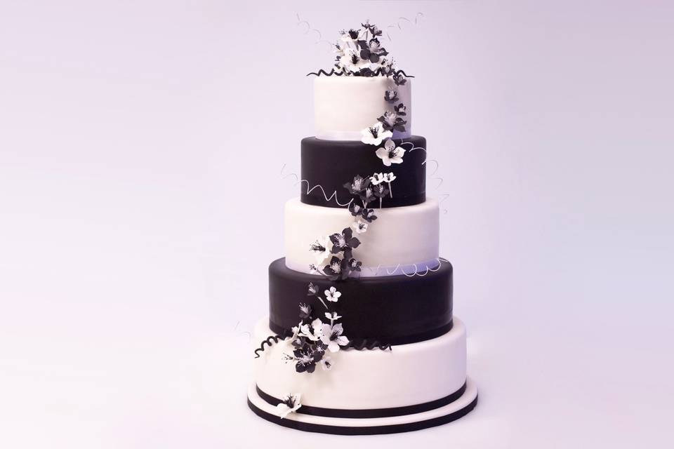 Black&white wedding cake