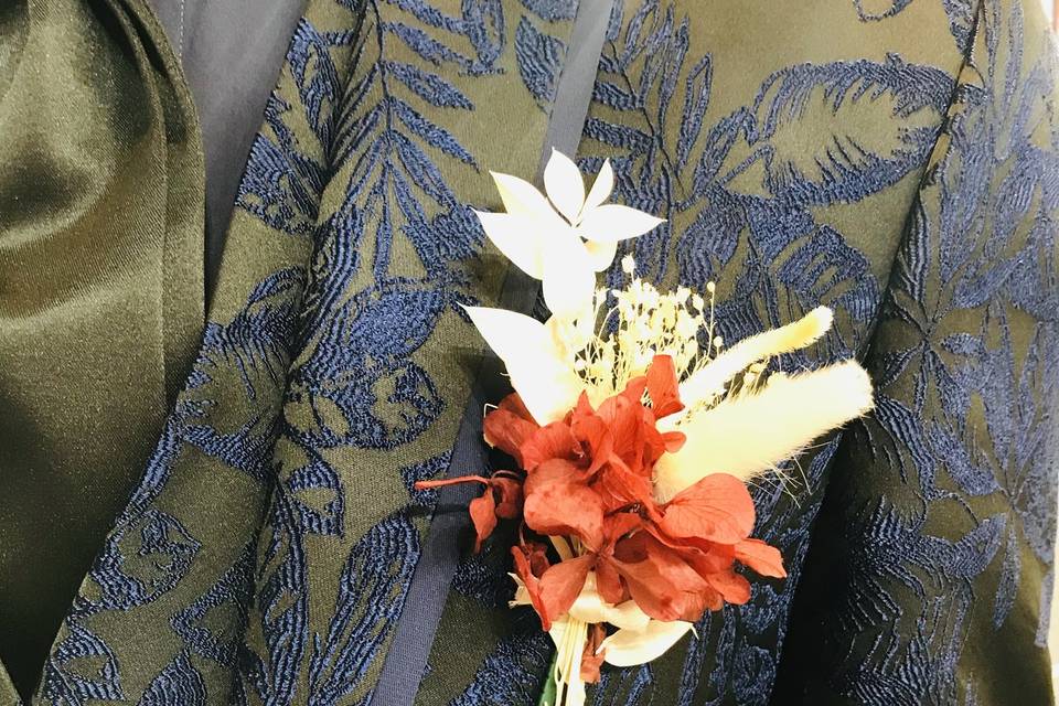 Boutonniere dried