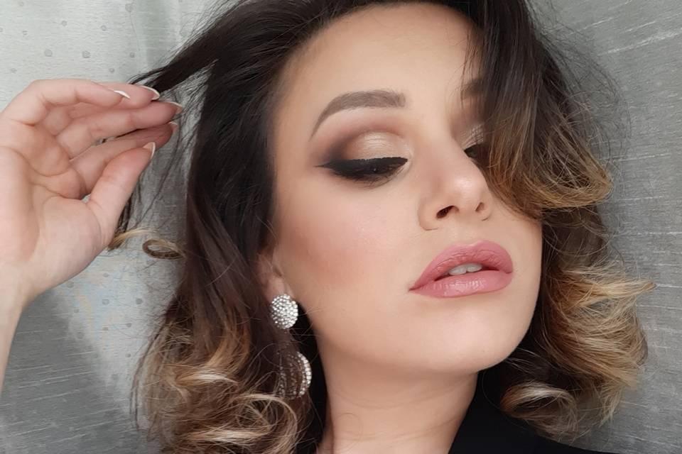 cut-crease brown