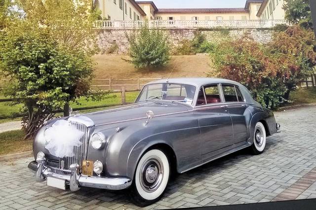 Bentley S2