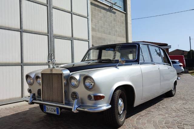 Rolls by Daimler royal