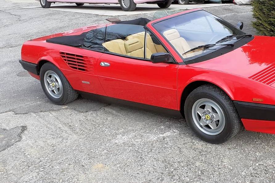 Ferrari mondial