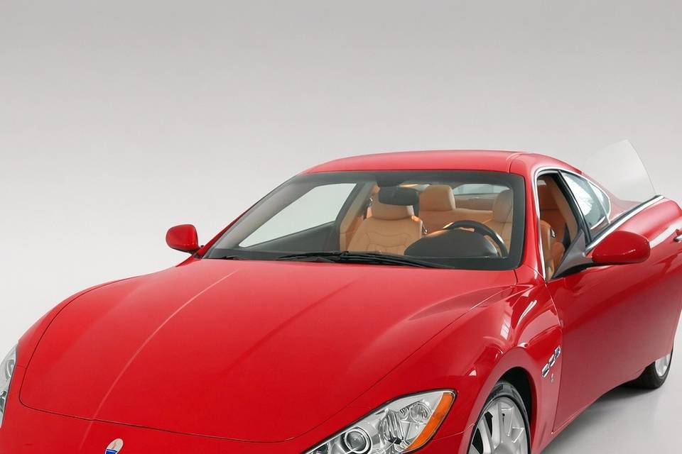 Maserati Granturismo rossa