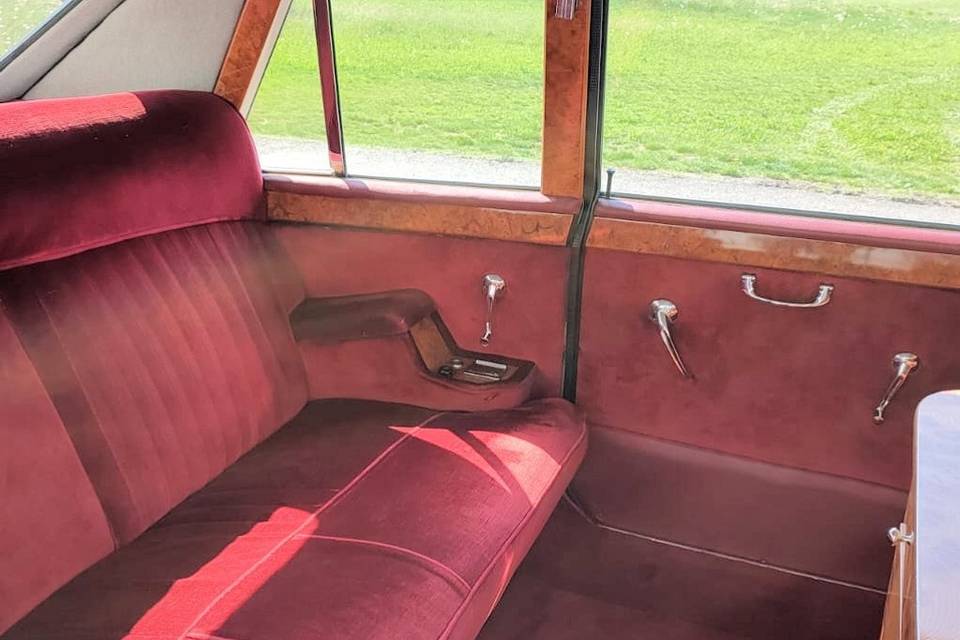 Rolls by Daimler royal