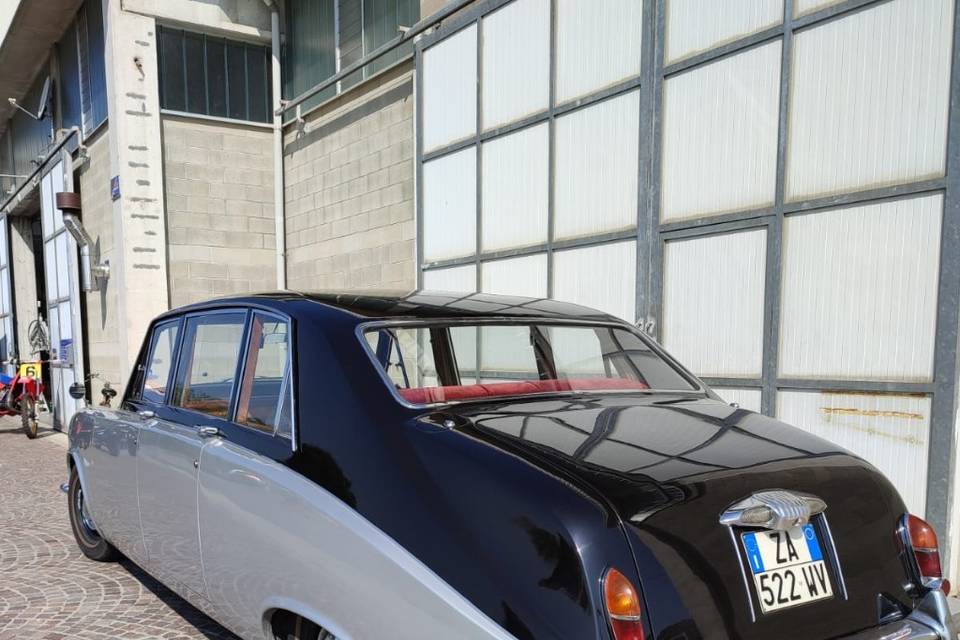 Rolls by Daimler royal