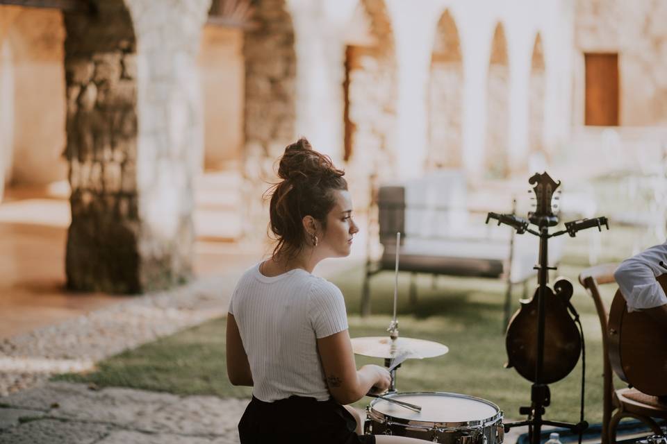 Ludovica alla batteria