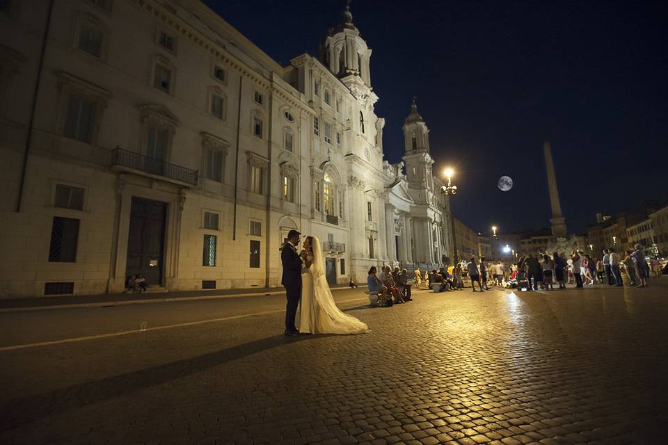 Sposi a roma di notte