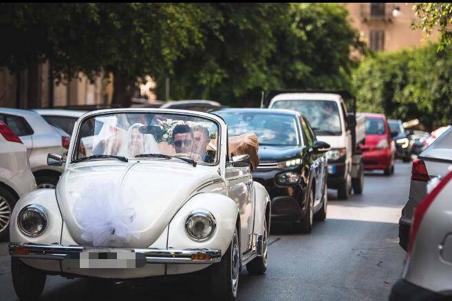 Maggiolino bianco cabrio