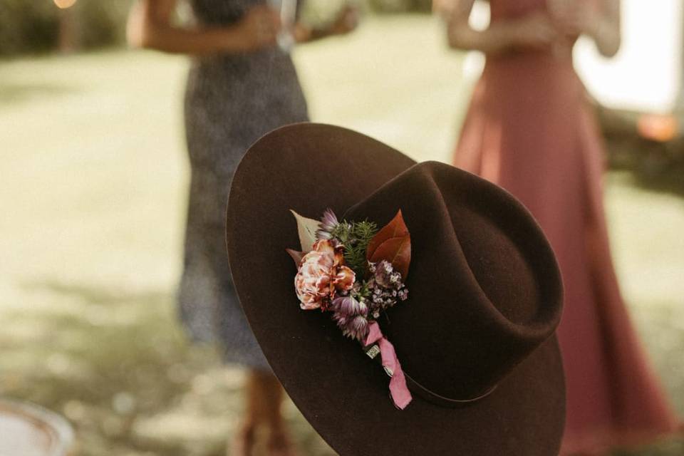 Hat flower