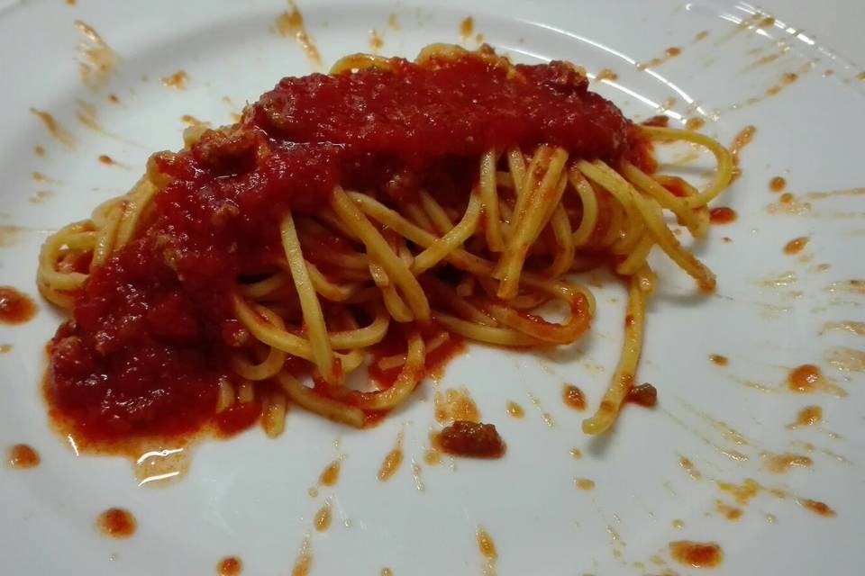 Chitarra al ragù