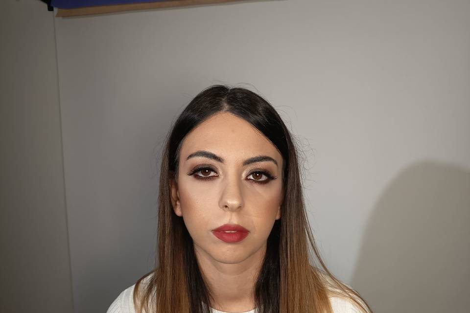 Smokey eyes marrone