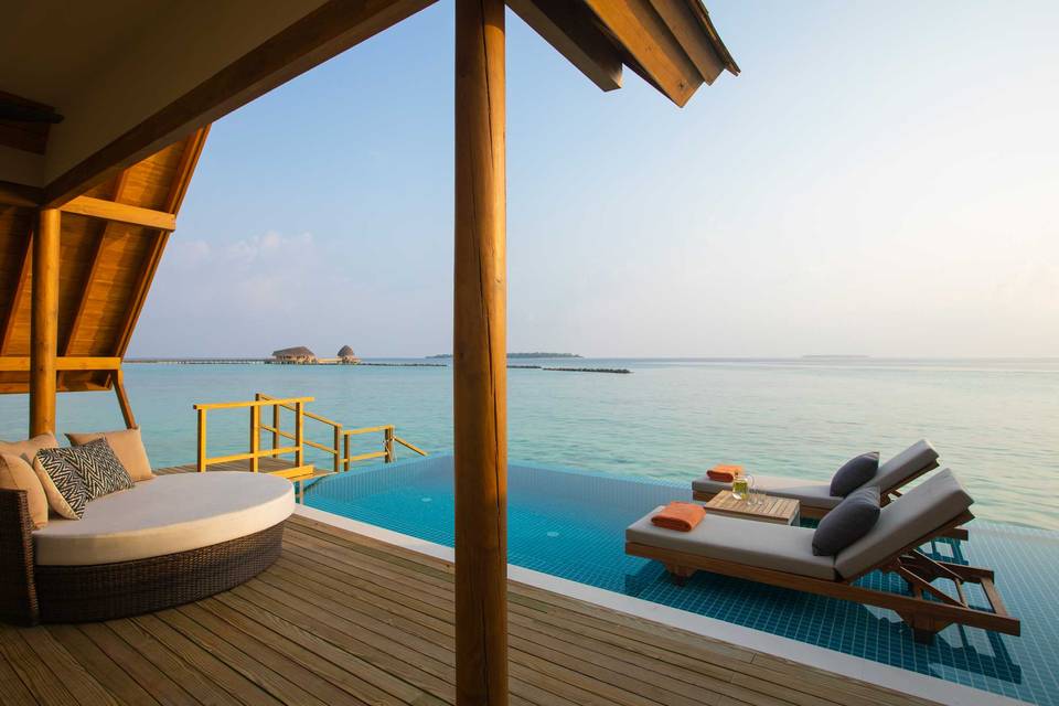 Emerald Faarufushi, Maldive
