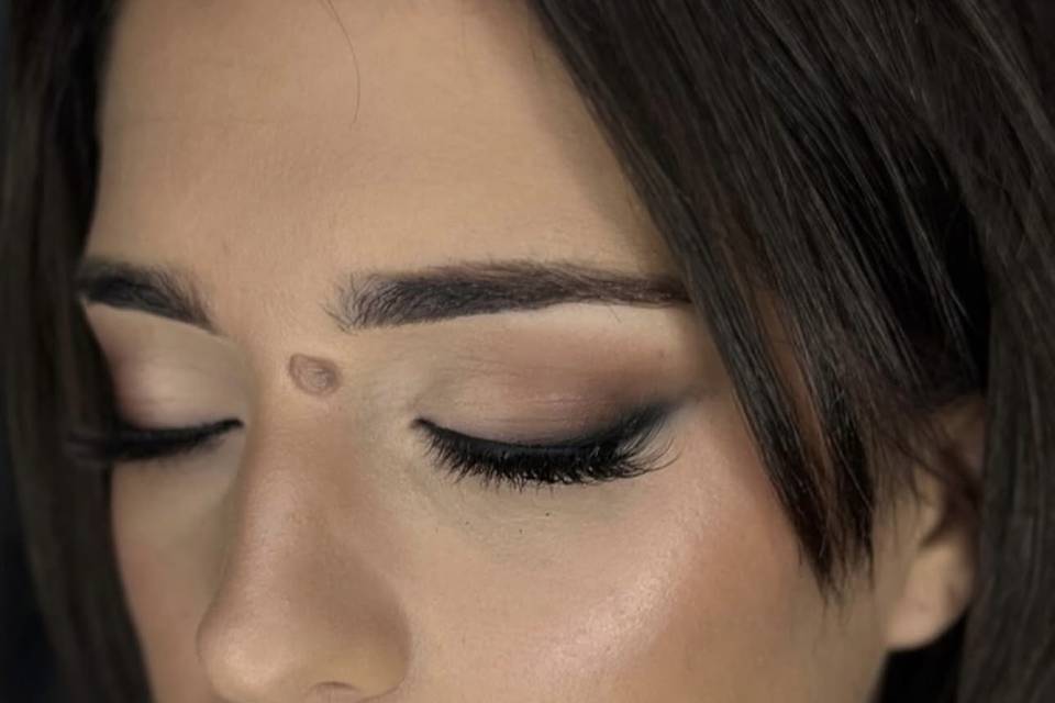 Trucco opaco dai toni caldi