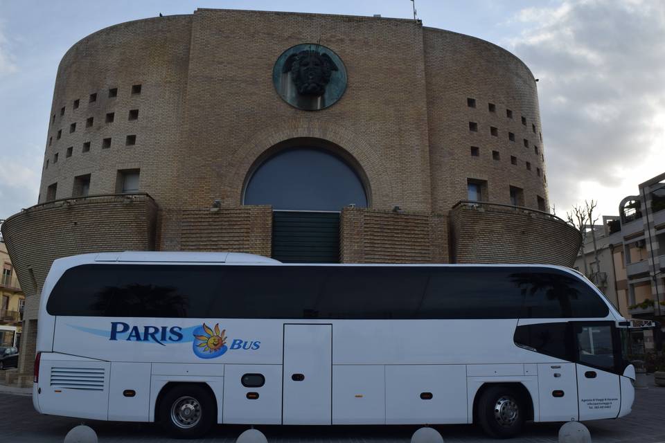 Divisione noleggio bus