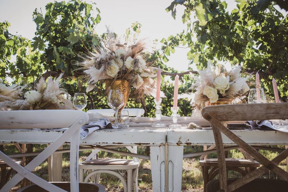 Romantic rustic table