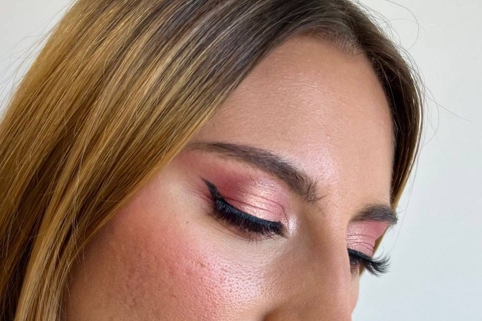 Cut Crease