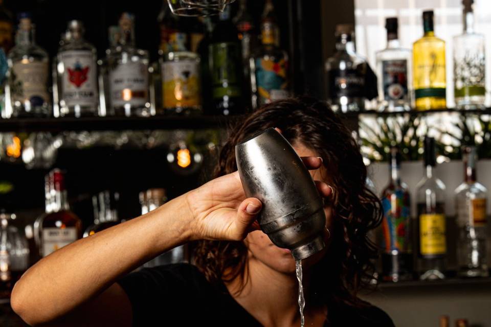 Cocktail bar