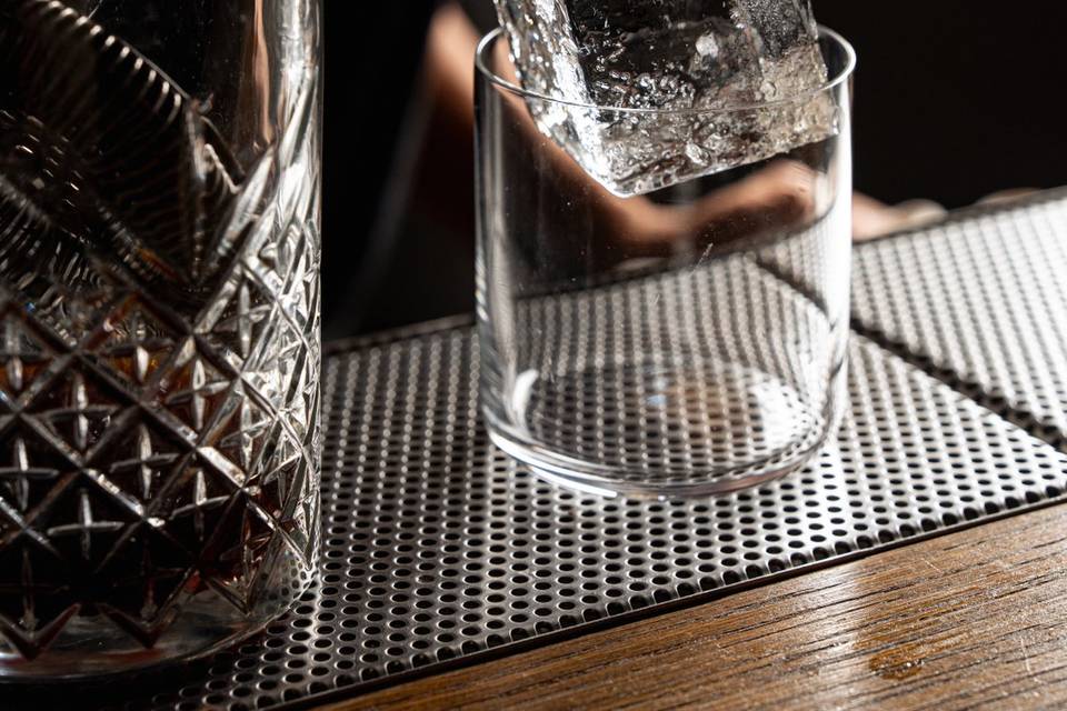Cocktail bar