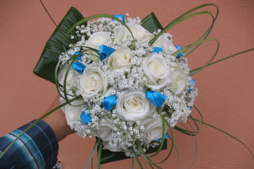 Bouquet con inserti colorati