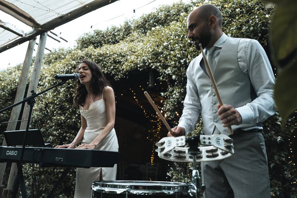Marta Ems singer