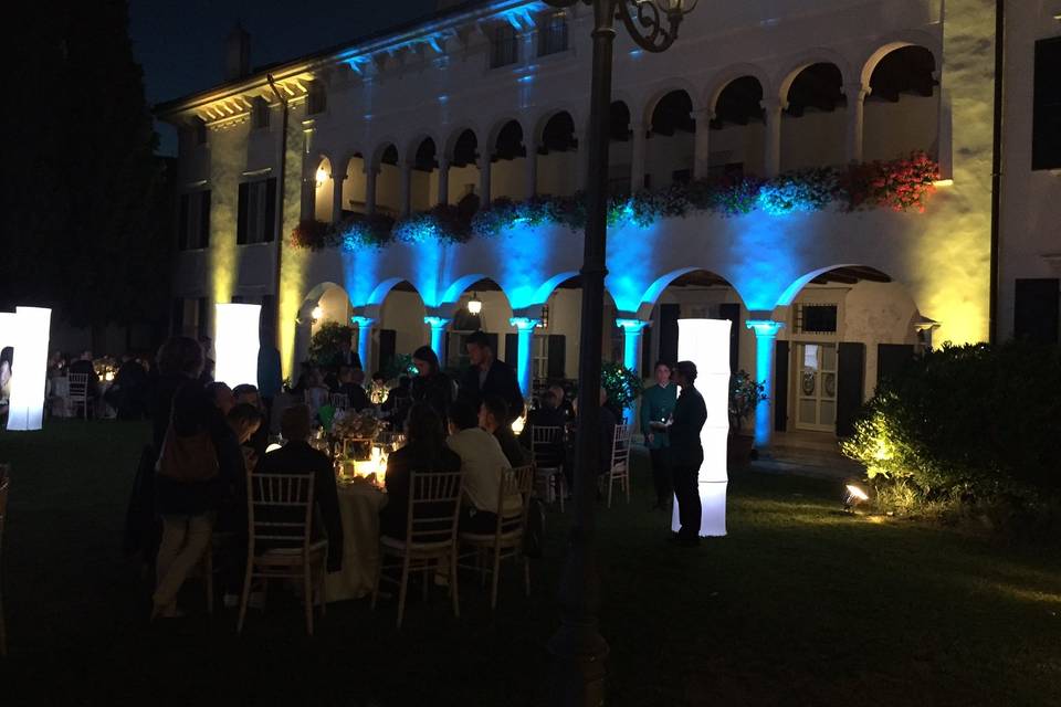 Illuminazione cena matrimonio