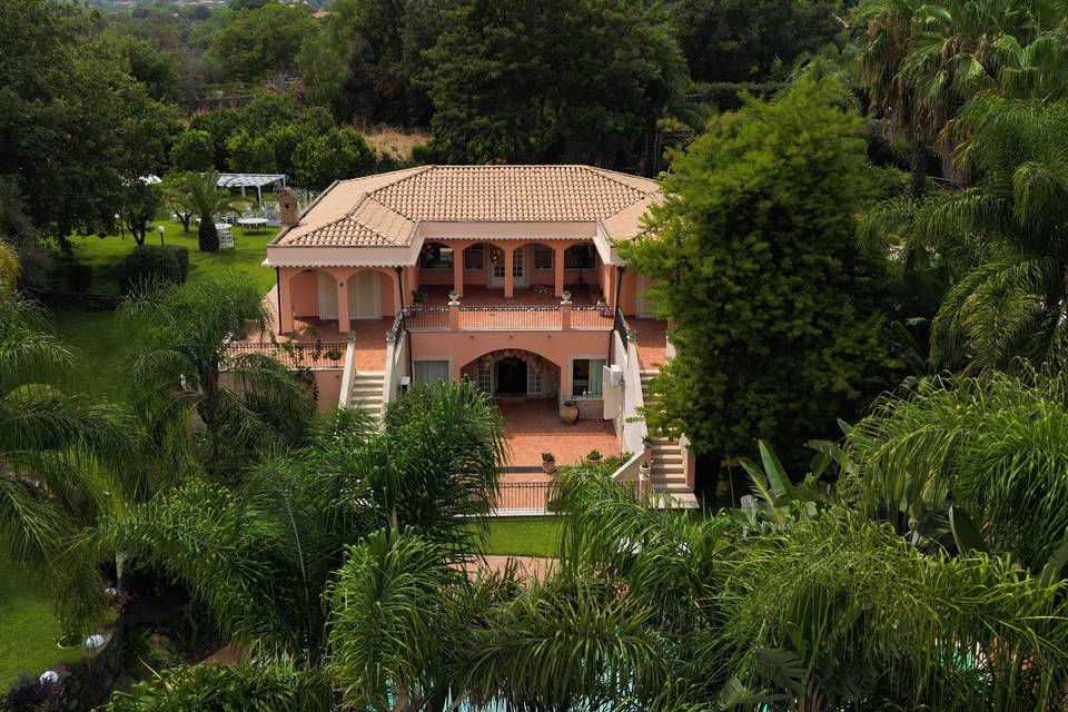 Villa Gartenseite