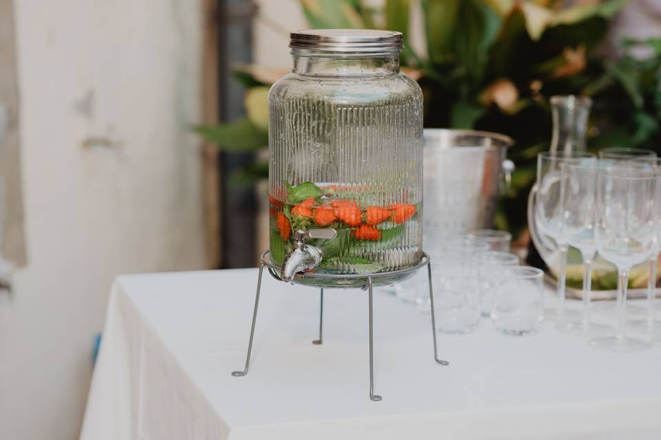 dispenser_acqua_frutti_rossi