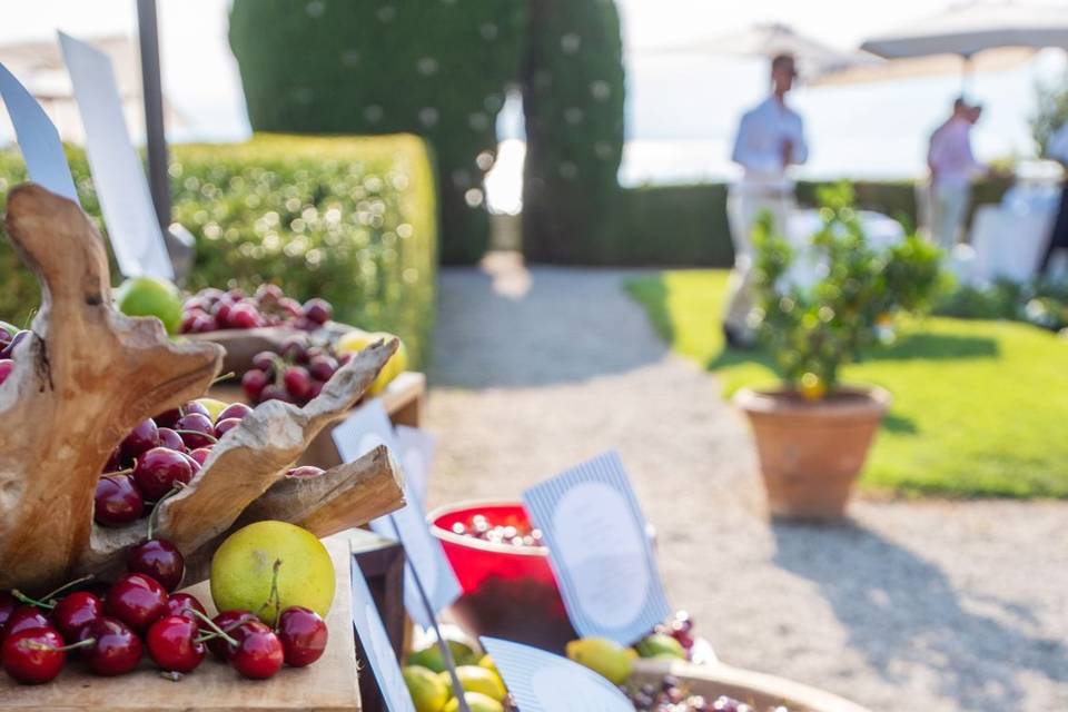 allestimento verticale frutta