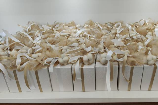 Box 1 posto miele 400g