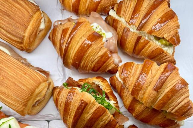 Viennoiserie salata