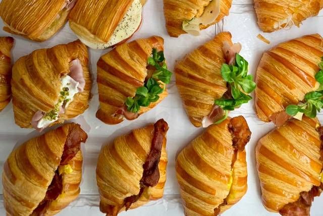 Viennoiserie salata