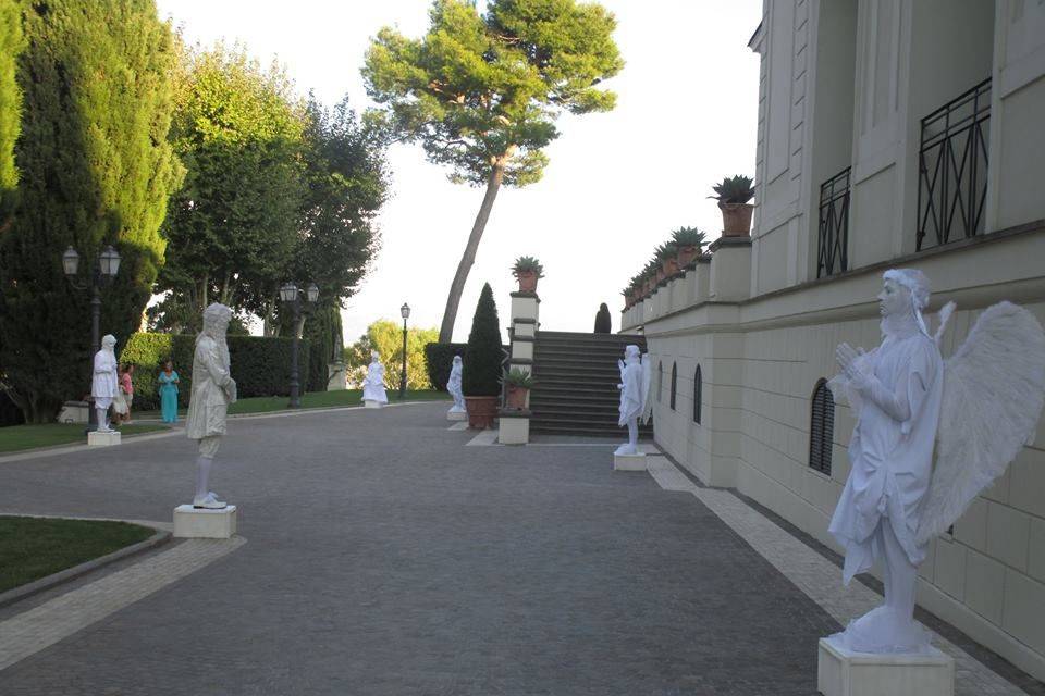 Statue Viventi Salerno