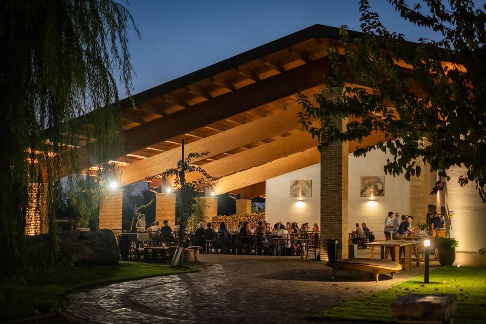Il Portico night view
