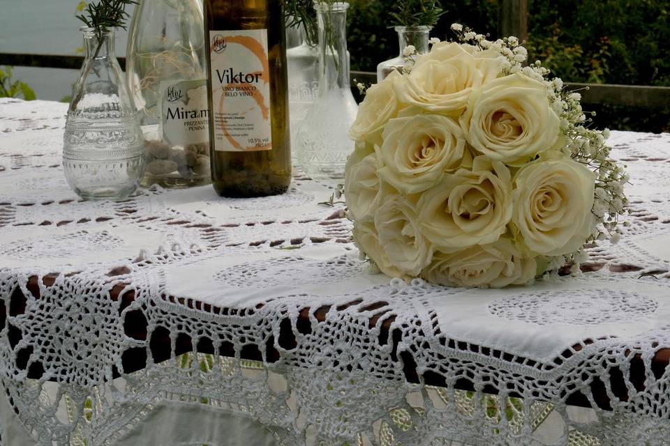 Bouquet da lancio per sposa