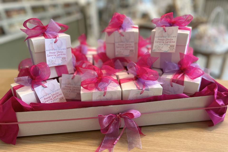 Tocco di rosa per cresima