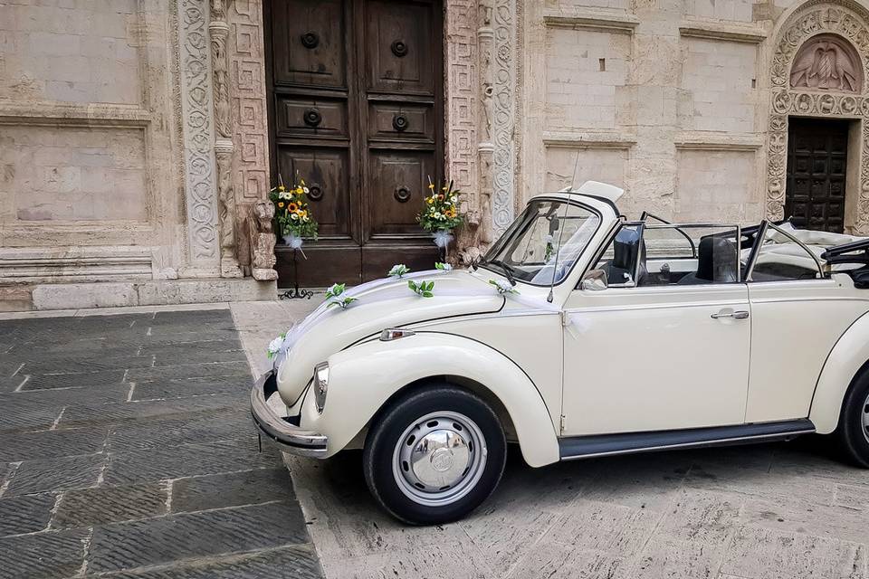 Maggiolino bianco cabrio